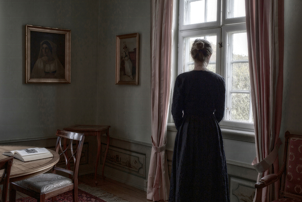 Nora B / Longing